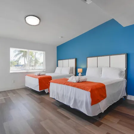 Studio With Balcony And Parking - M47 Hollywood Exterior photo