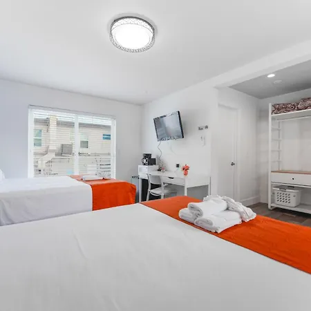 Studio With Balcony And Parking - M47 Hollywood Exterior photo