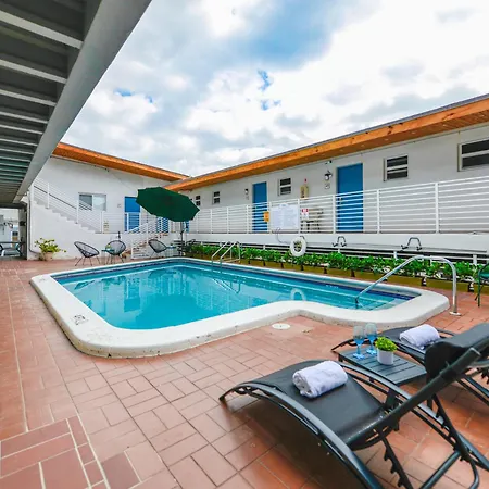 Studio With Balcony And Parking - M47 Hollywood Exterior photo