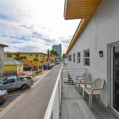 Studio With Balcony And Parking - M47 Hollywood Exterior photo